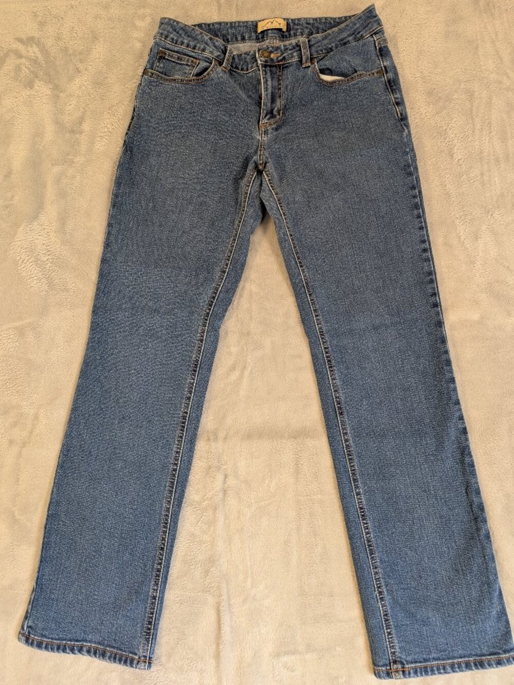 Women's Blue Mountain Jeans Size 10 Straight Leg Basic Normcore